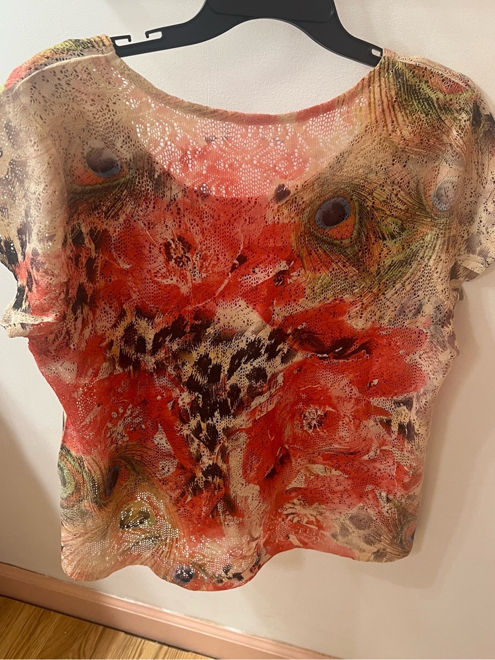 Women's Red Floral & Peacock Print Scoop Neck Top Lined XL - Picture 2 of 4